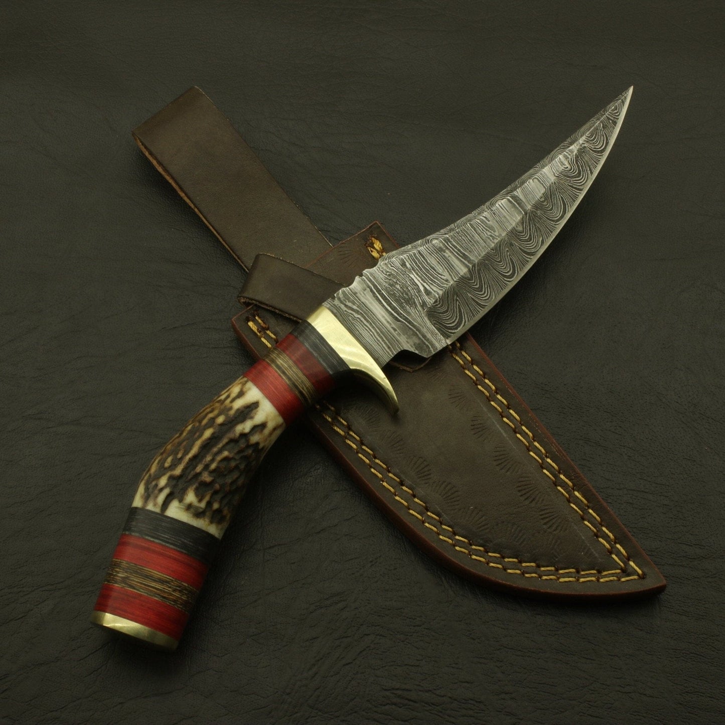 Custom Hand Forged High Quality Damascus steel Hunting/skinning Knife - Stag/antler Handle with Sheath Hunting Terror Defender 