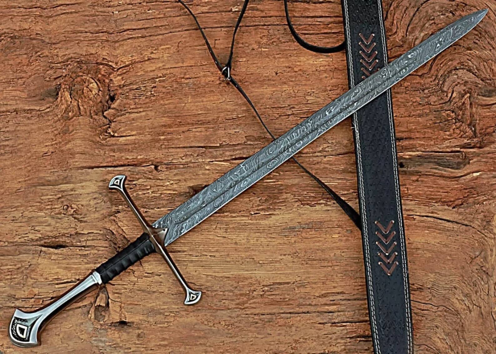Handmade Damascus Steel Anduril Sword of Narsil the King Aragorn Replica | Damascus Sword Battle Ready With Sheath | Functional Sword Costume Weapons Terror Defender 