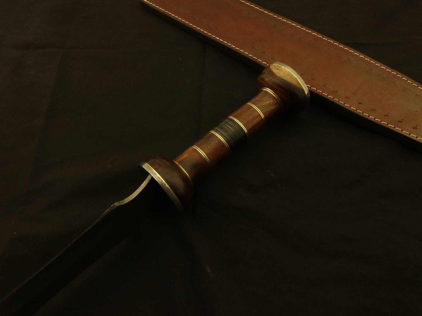 Roman Gladius Historical Custom Handmade Damascus Steel Blade, Dagger Warrior Sword Costume Weapons Terror Defender 