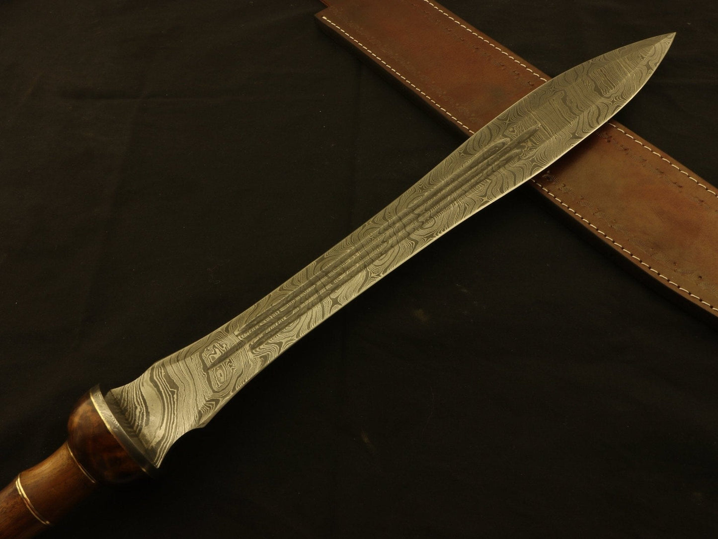 Roman Gladius Historical Custom Made Damascus Steel Blade Dagger Warrior Sword Battle Ready Sword Costume Weapons Terror Defender 