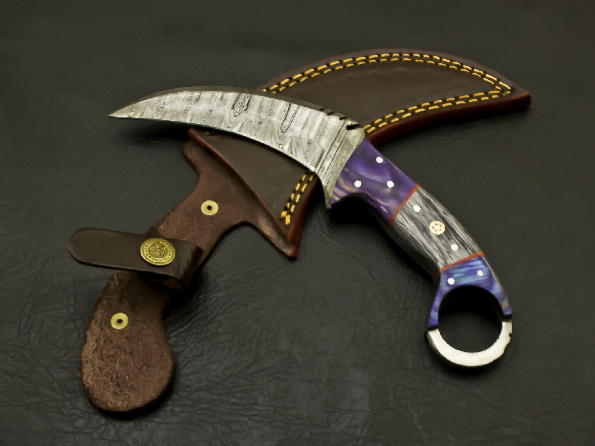 Your Hunting Skills with the Top Handmade Damascus Blade Custom Pakka Wood Karambit Hunting Knife/Full Tang Hunting Terror Defender 